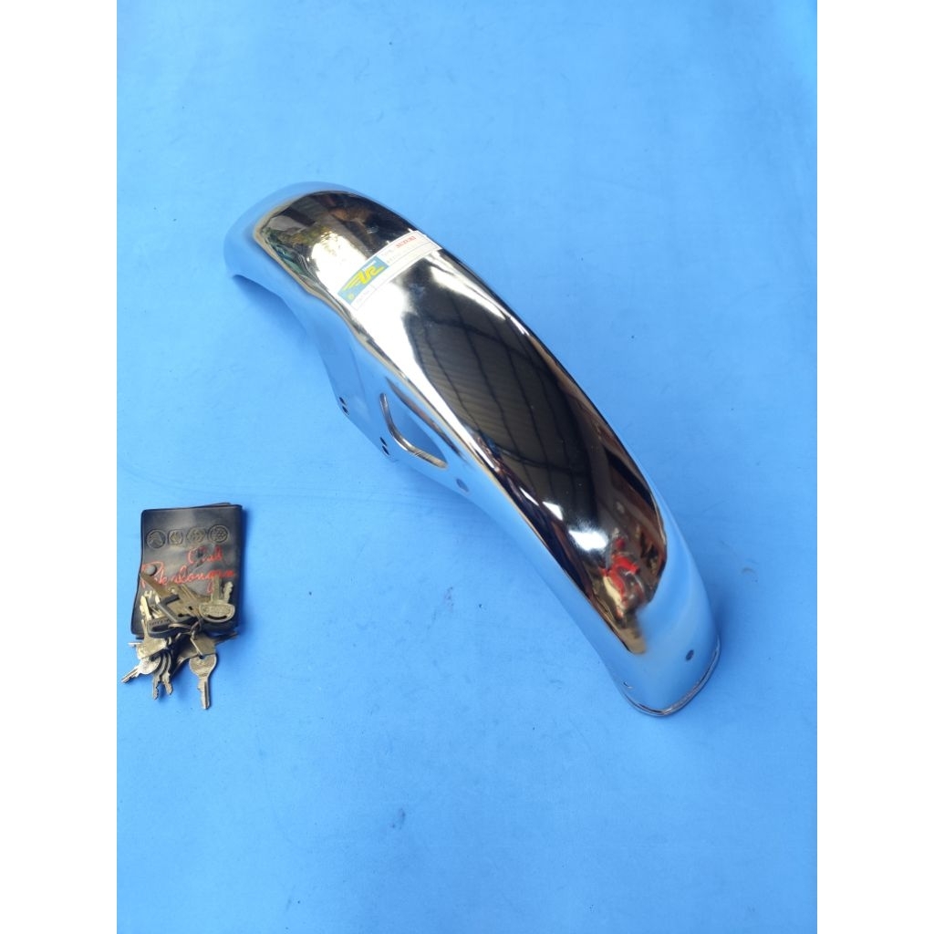 Spakbor slebor sayap depan Suzuki GP100 GP125 TRS