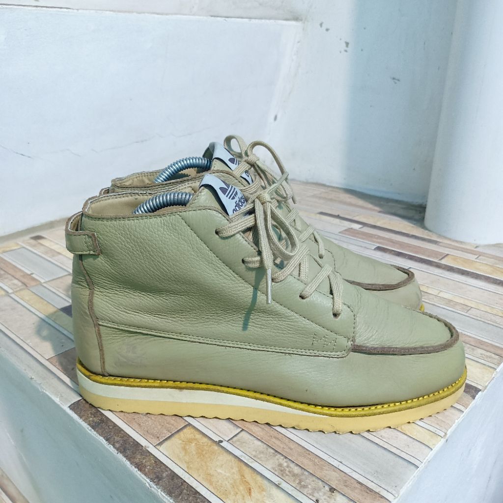 Adi Ransom boot moctoe