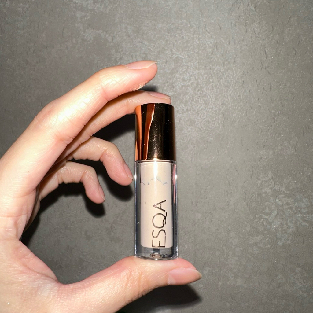 Esqa Concealer