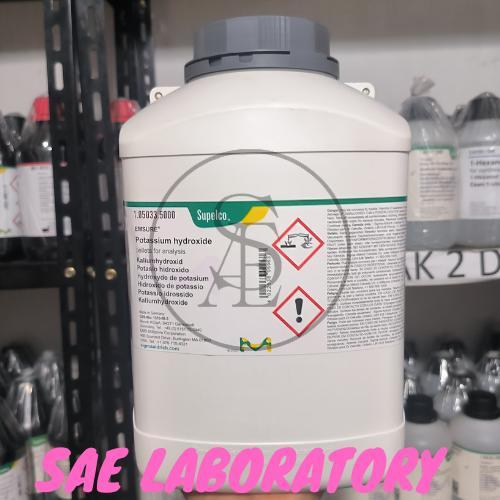 Kalium Hidroksida / KOH/ POTASSIUM HYDROXIDE MERCK 1.05033.5000 MERCK 105033 5KG