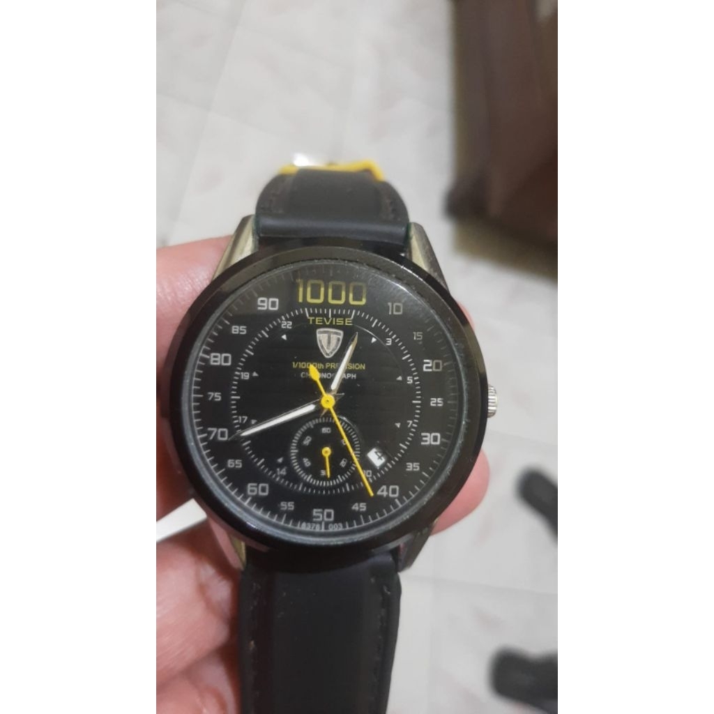 Jam TEVISE automatic