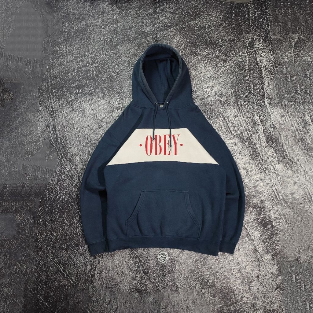 HOODIE OBEY