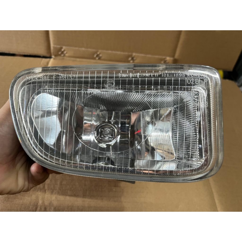 Foglamp lampu kabut hyundai trajet kanan original