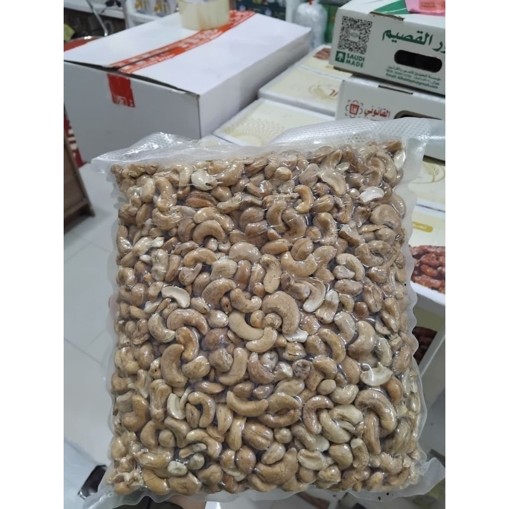 KACANG METE PANGGANG