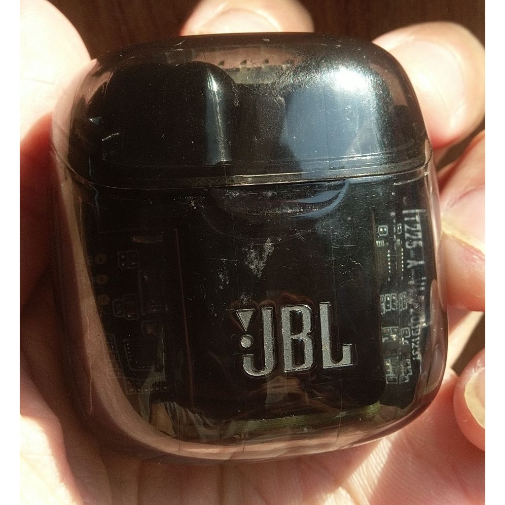 Charging Case Original Bekas JBL Tune 225 TWS Ghost Edition
