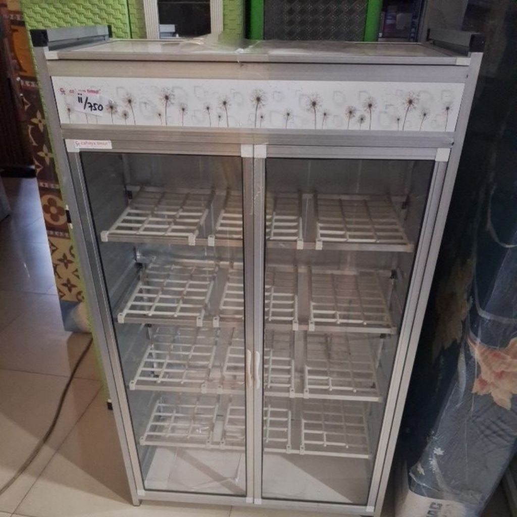 Lemari sepatu / rak sepatu Alumunium