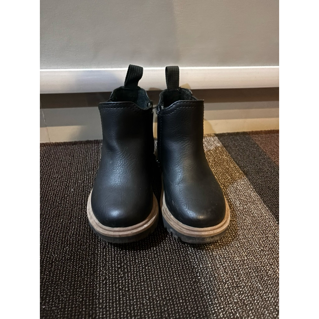 Sepatu Boots Pesta Anak H&M Warna Hitam