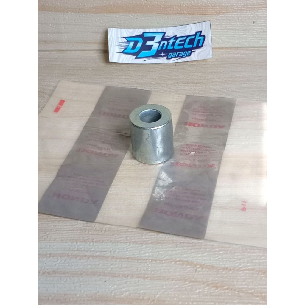 Bosh Roda Belakang Kanan Luar Tromol Grand Legenda Prima