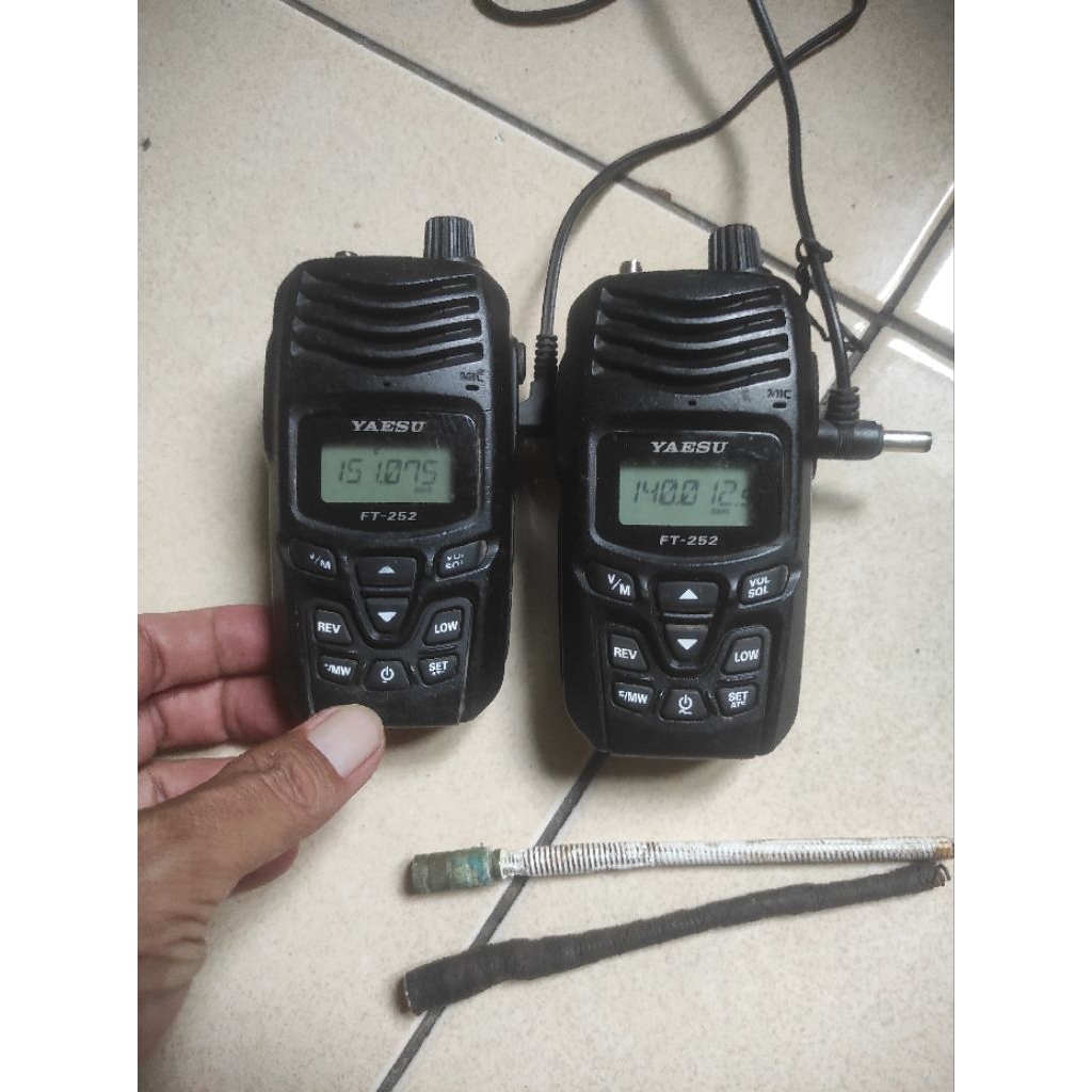 HT Yaesu FT 252, VHF