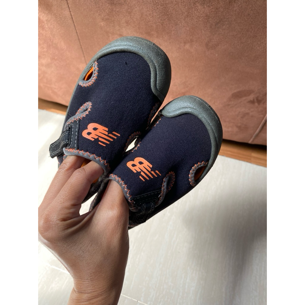 preloved sandal nb anak