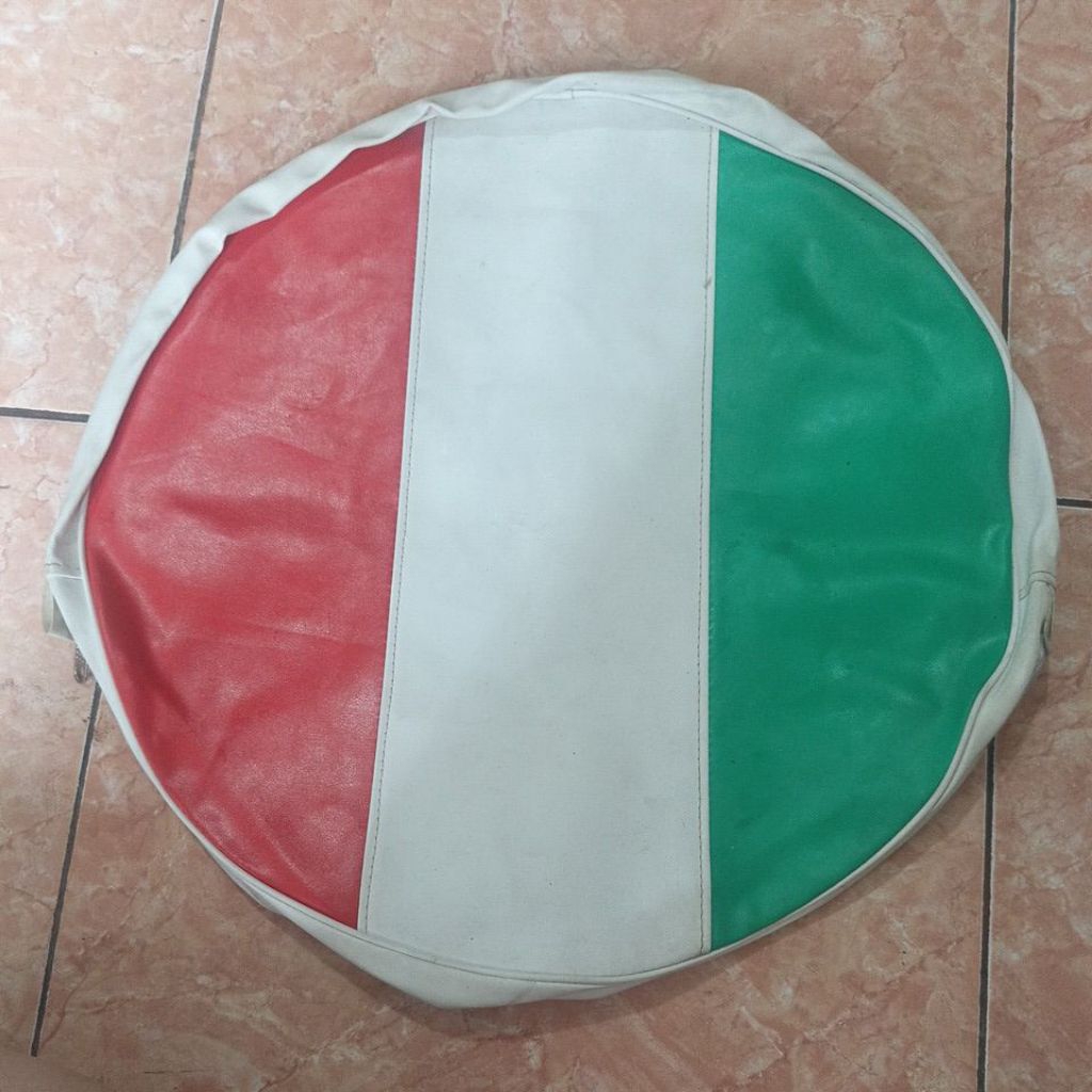 sarung ban serep vespa ring 10