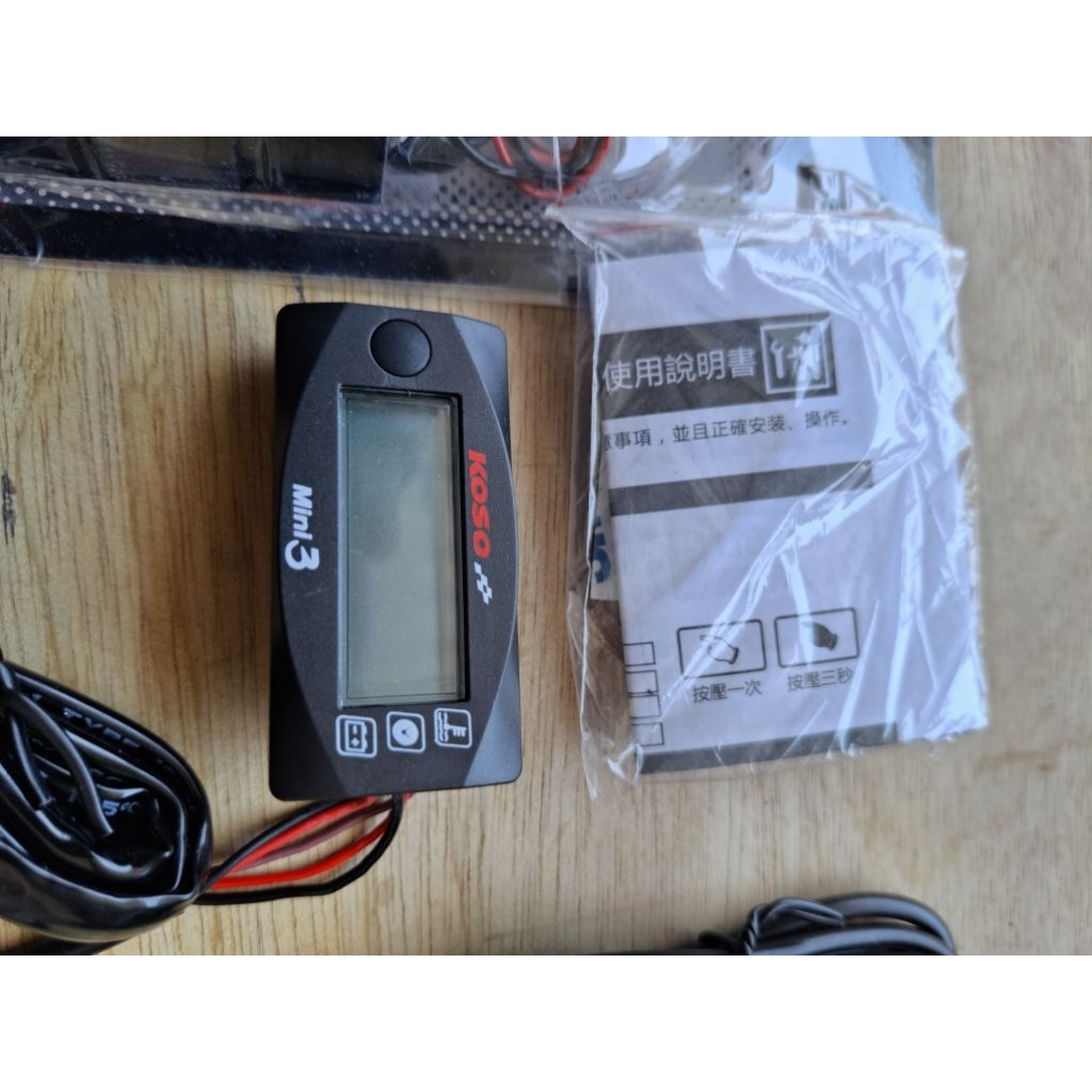 VOLTMETER KOSO MINI3 UNIVERSAL