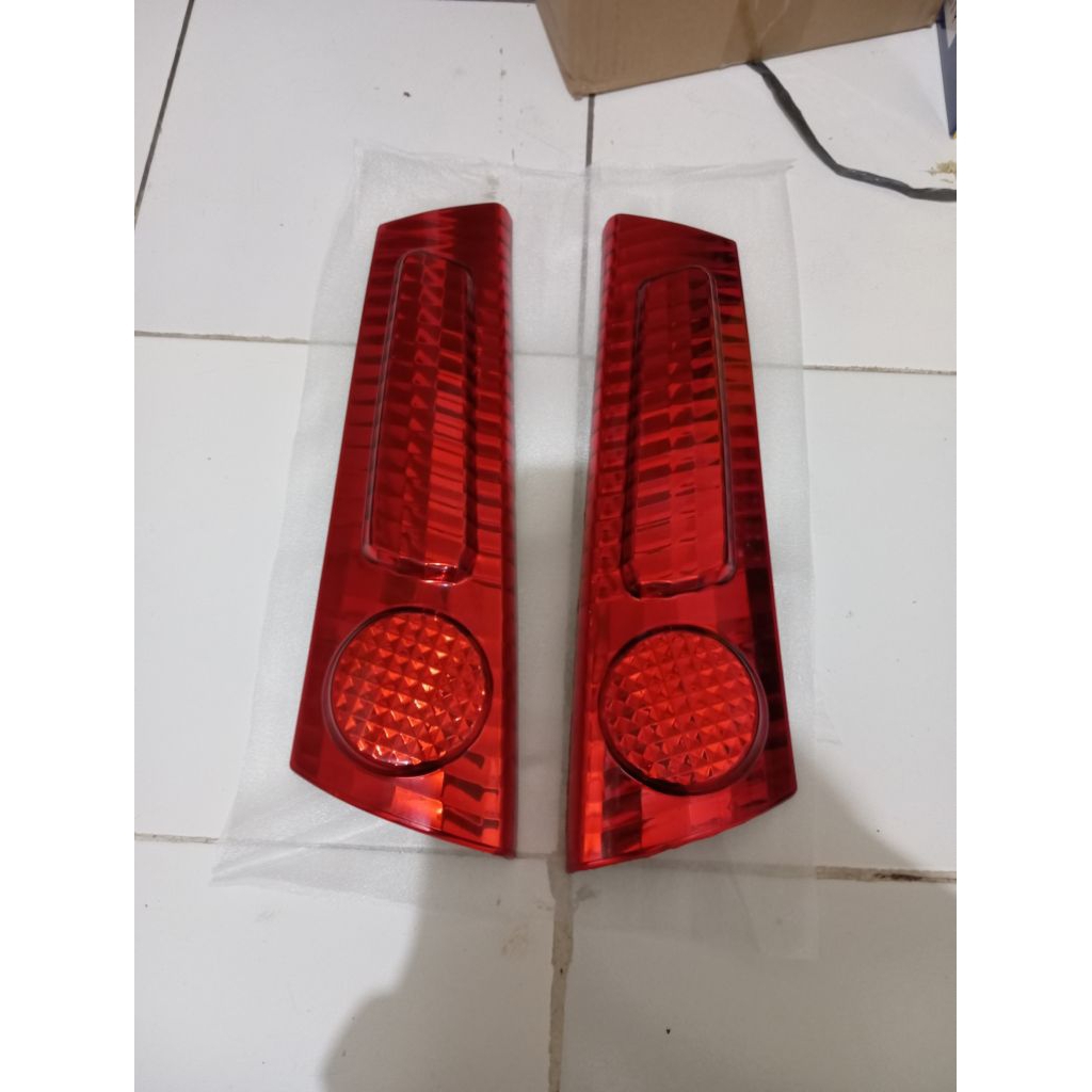 reflektor mobil avanza xenia 2004-2011