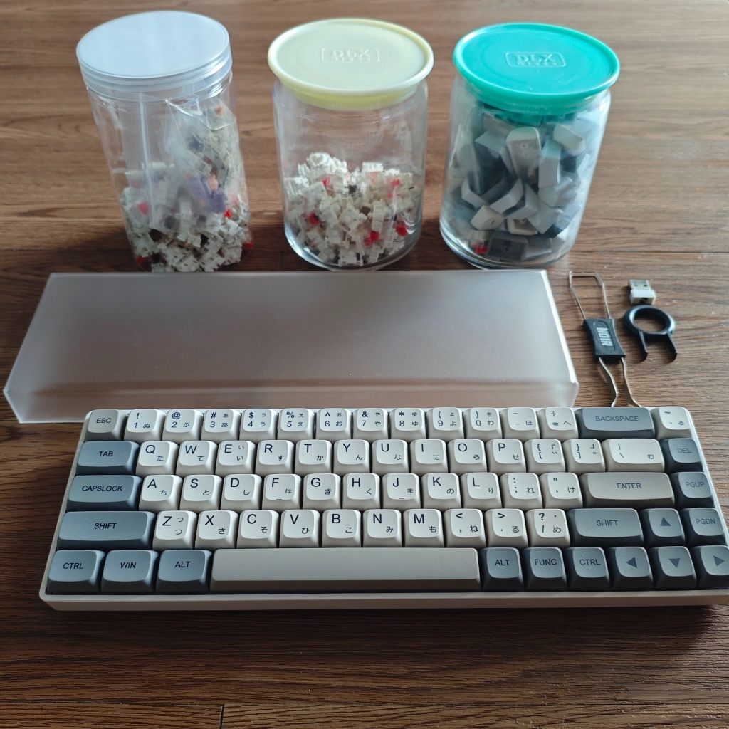 Noir N1v2 Mechanical Keyboard Wireless 65% dengan 2 Jenis Switch & Keycaps