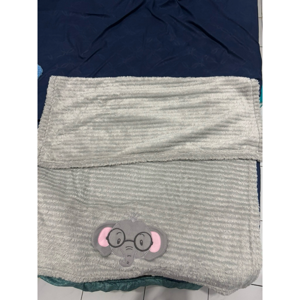 Preloved Kintakun Needle Blanket Kitty / Selimut Bayi