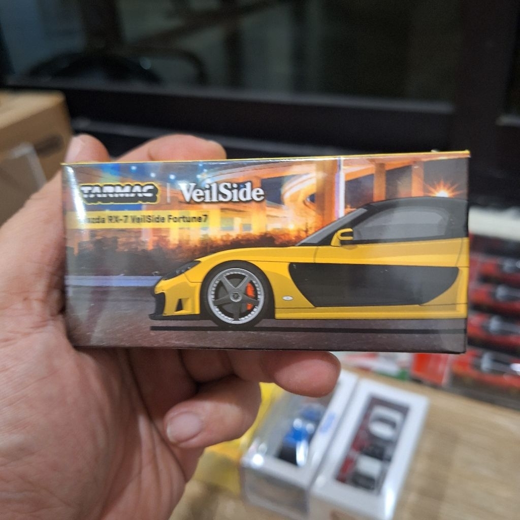 Tarmac Skala 64 Mazda RX7 Veilside Fortune 7 Yellow