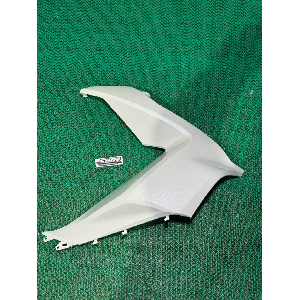 body alus sayap kanan pcx cbu 150 led 2014 - 2017 white
