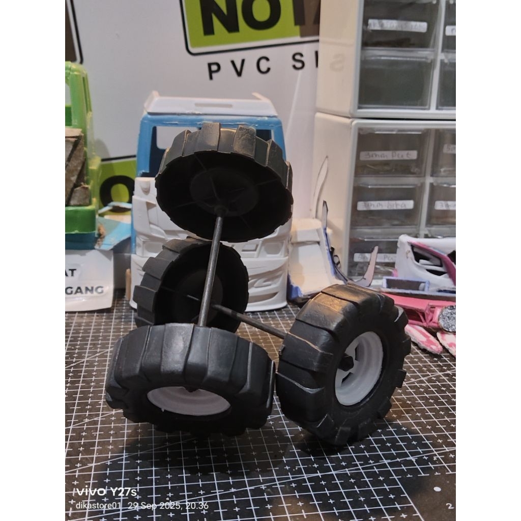 ban ori truk plastik