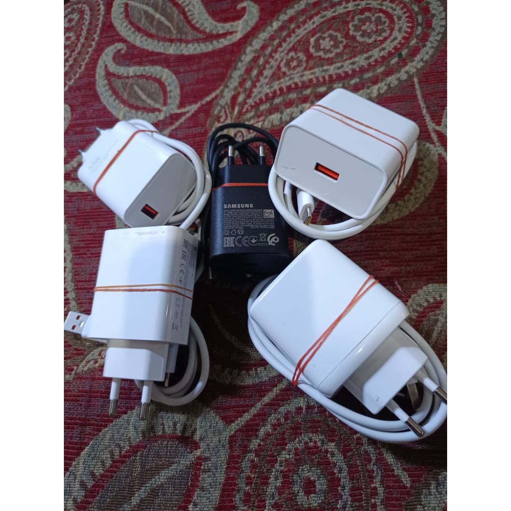 CHARGER HP COPOTAN 120-33 Watt