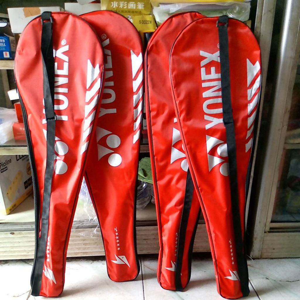 Raket bulutangkis untuk dewasa