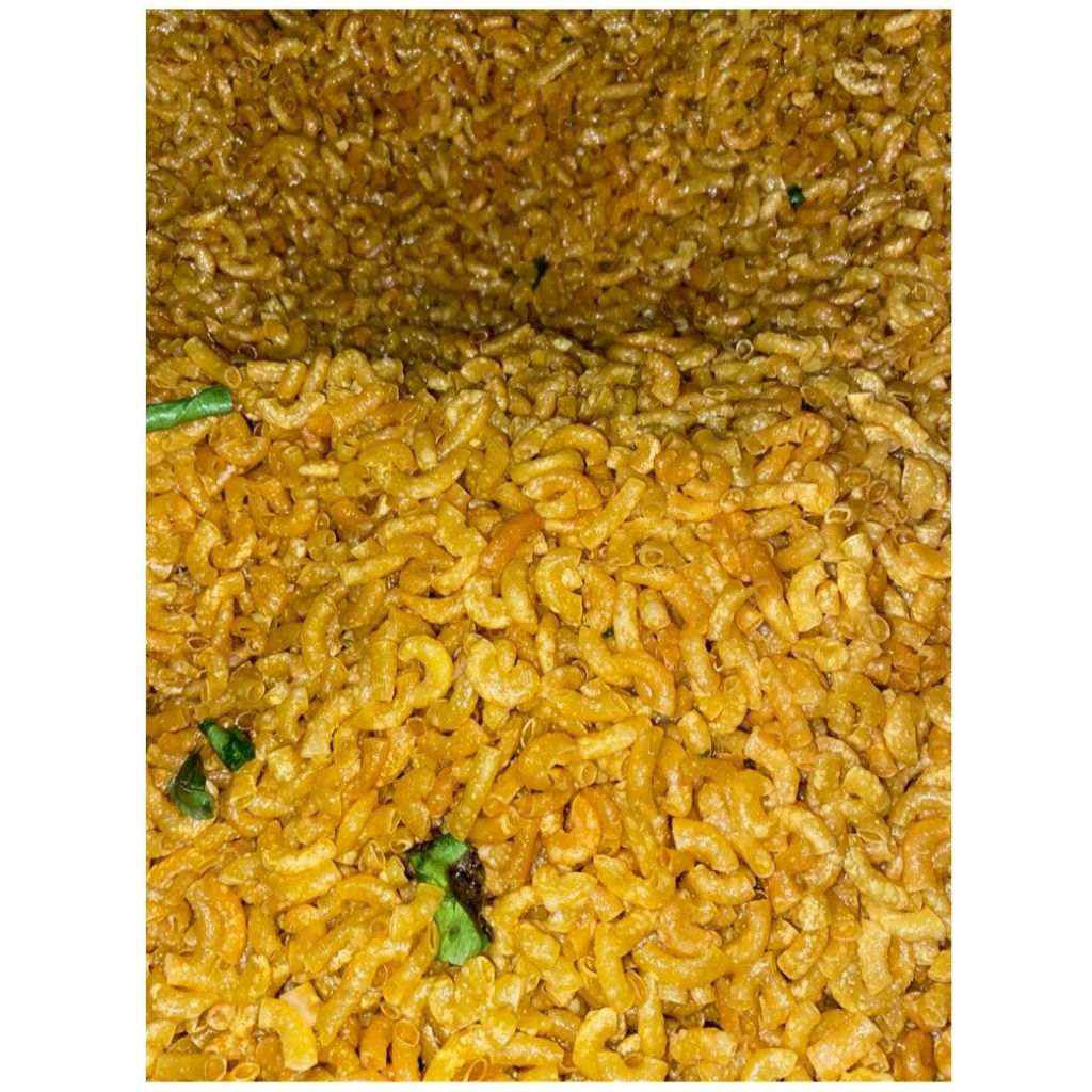 250 gram Makaroni cikruh pedas daun jeruk makaroni bantat pedas daun jeruk