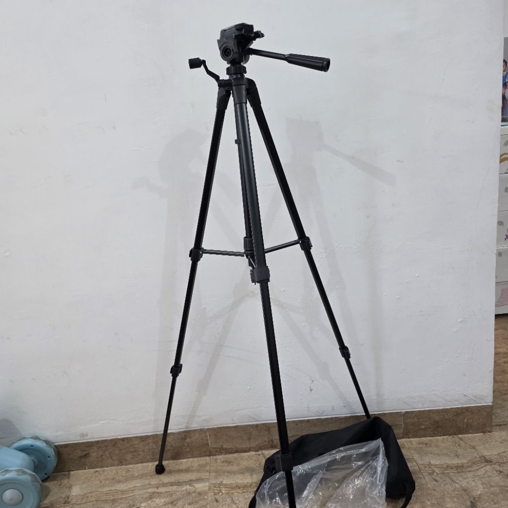 Tripod Kamera Fujifilm PRELOVED