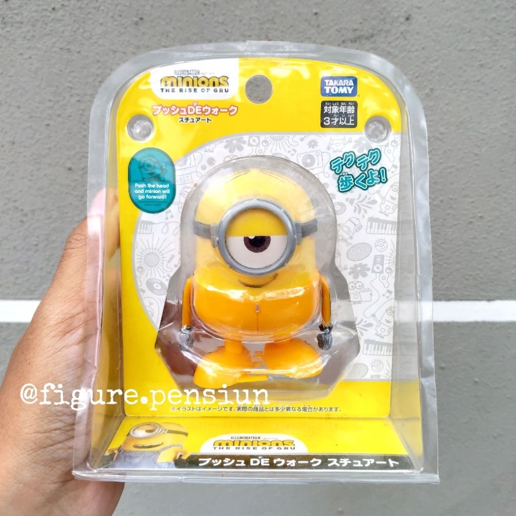 TAKARA TOMY DESPICABLE ME MINIONS STUART PUSH AND GO ORIGINAL ACTION FIGURE