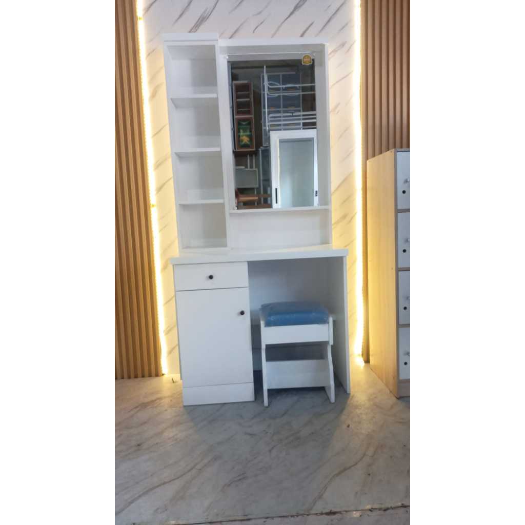 Meja Rias Kayu Cat Duco