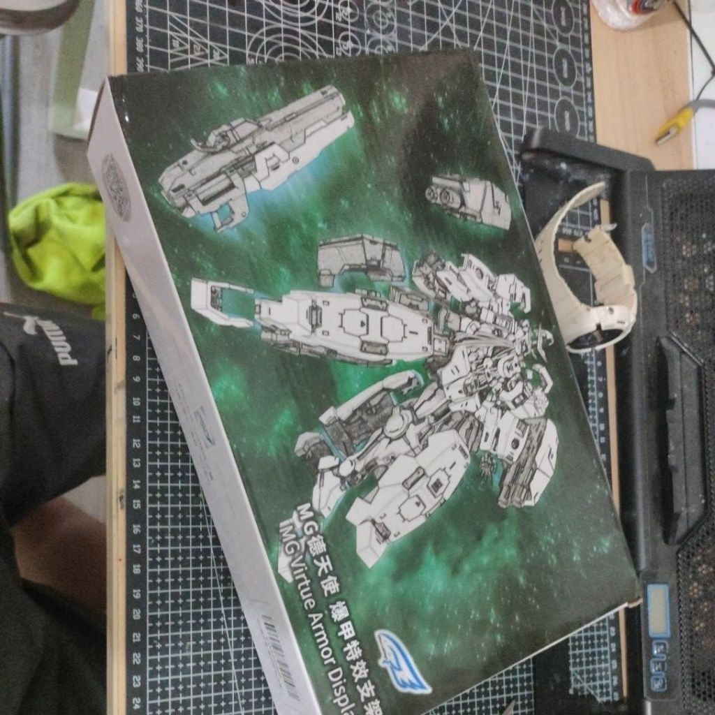 Display base MG Virtue (brand Effect Wings)