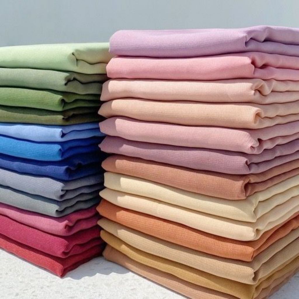 Hijab segi empat Baju wisuda