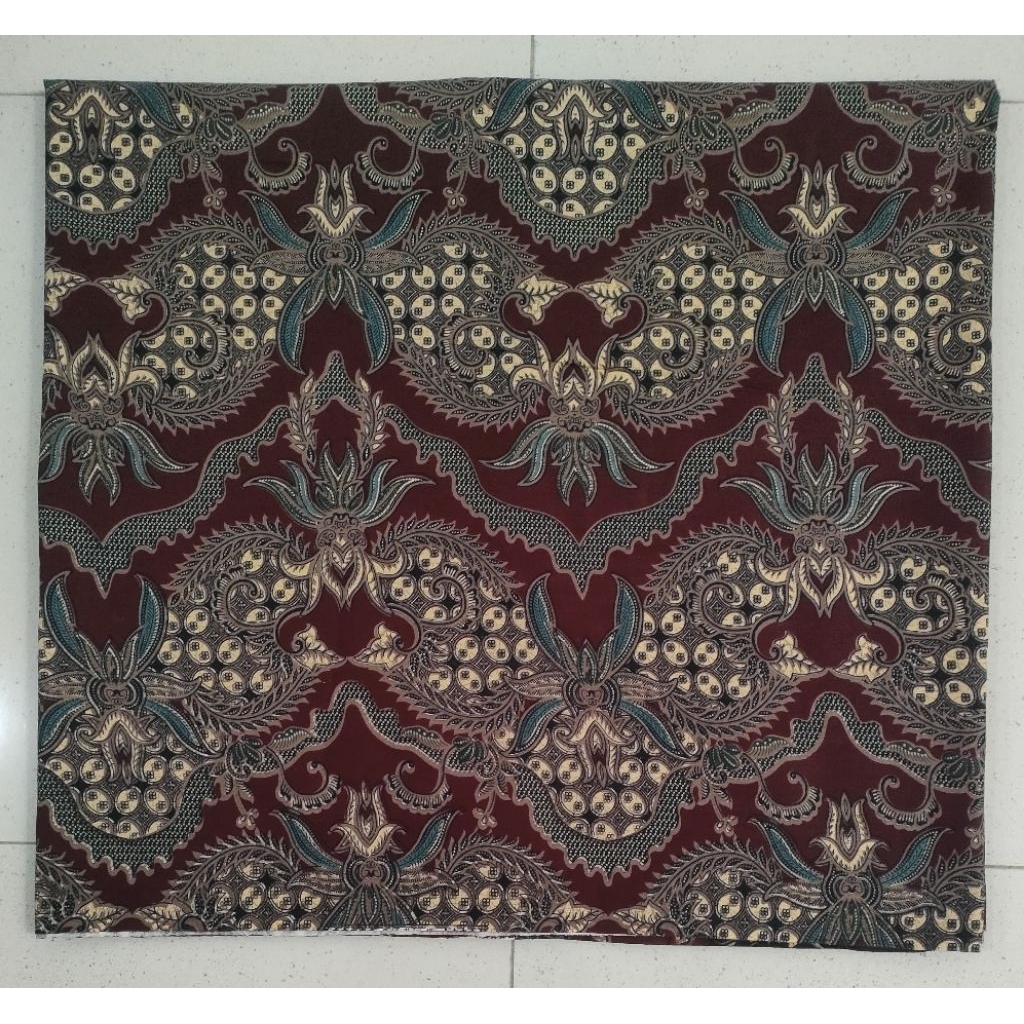 Kain Perca Katun Motif Batik Dasar Merah Hati 115Cm X 320Cm