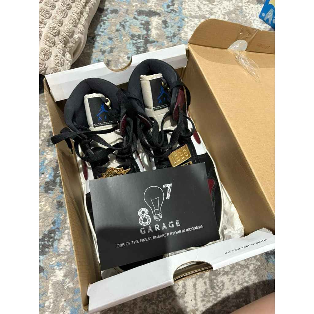 PRELOVED NIKE AIR JORDAN 1 MID SE DARK BEETROOT MAROON