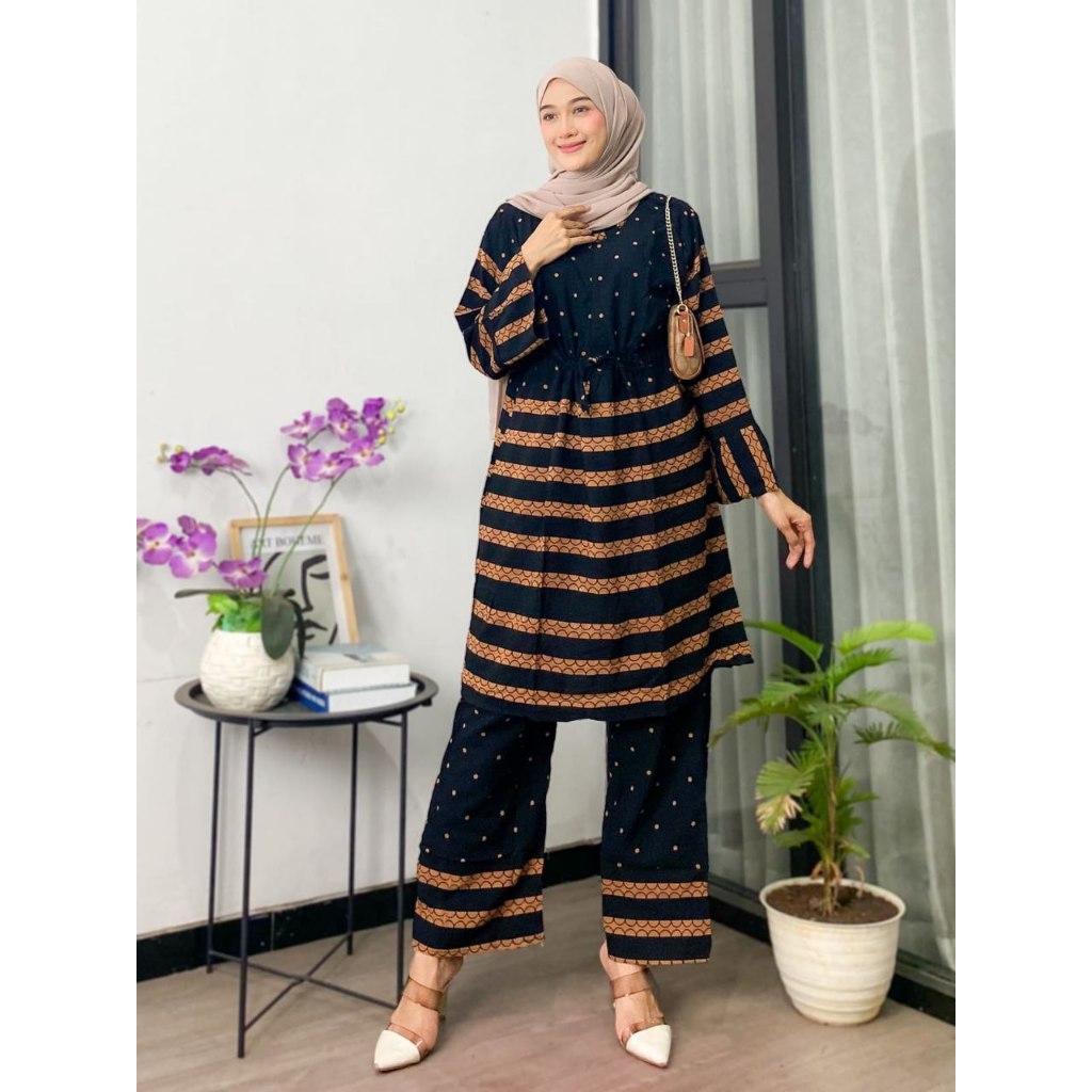 Madhumati.id Misma Jumbo Set -Setelan CP Waka Waka Super Jumbo - Setelan Jumbo Set Sayap Baju Bali