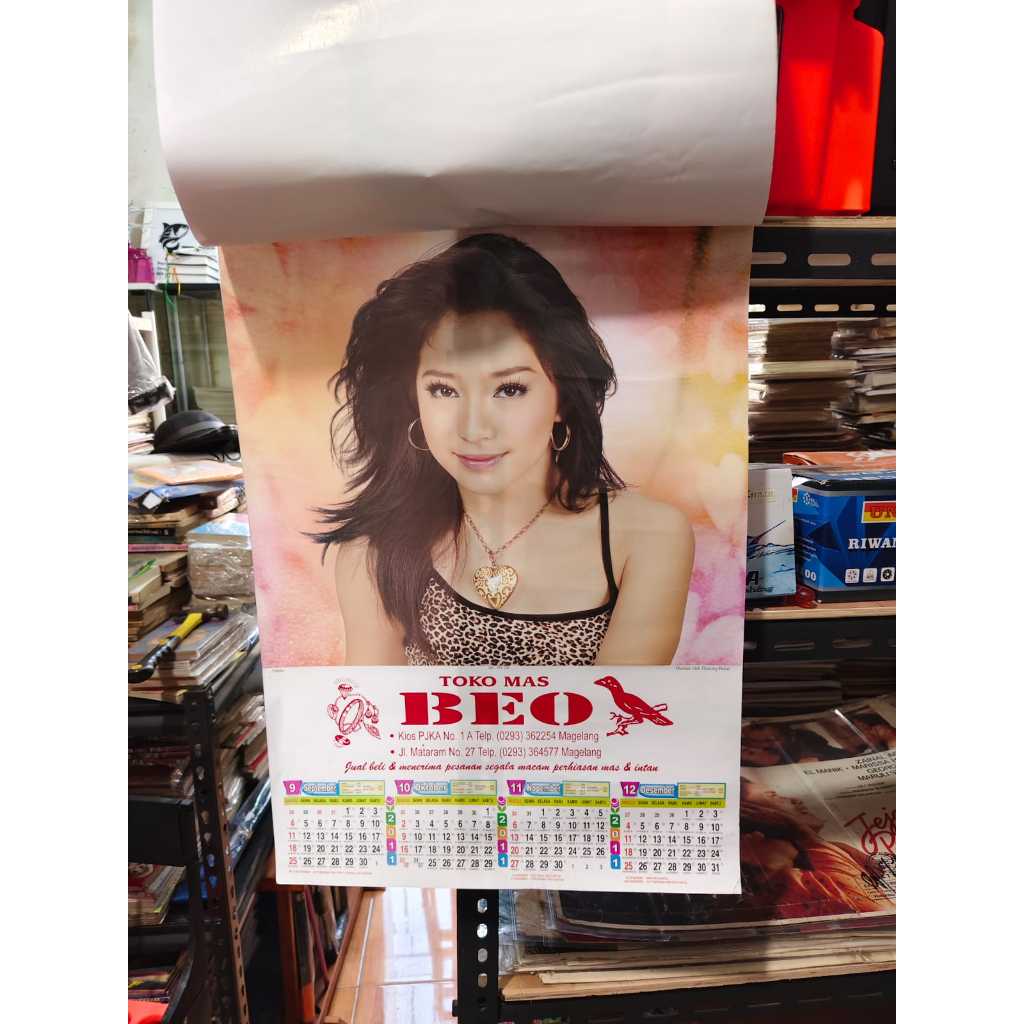 KOLEKSI LANGKA KALENDER JADUL KALENDER TAHUN 2011 MAGELANG NIKITA NABILA