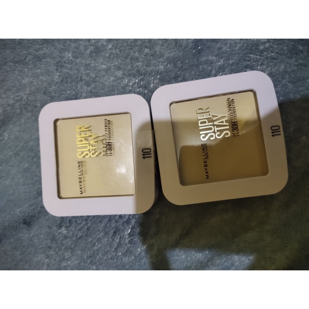 Powder foundation Maybelline
