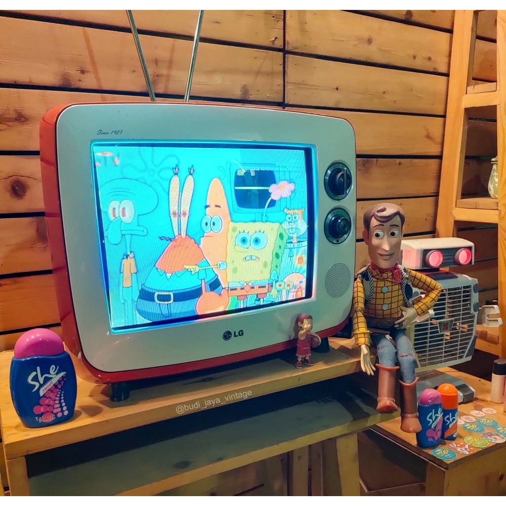TV LG RETRO