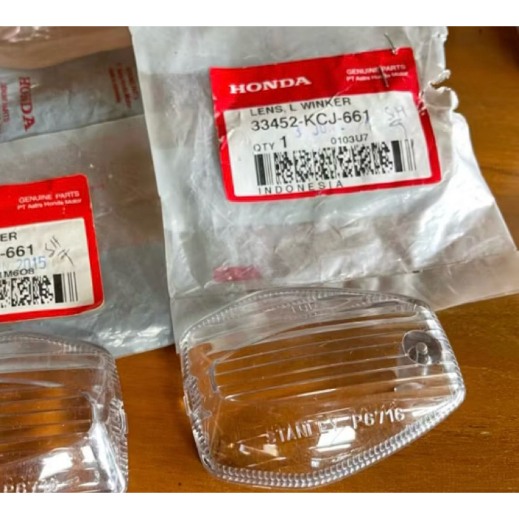 Mika kaca Sein riting depan kiri TIGER REVO 33452-KCJ-661 original AHM