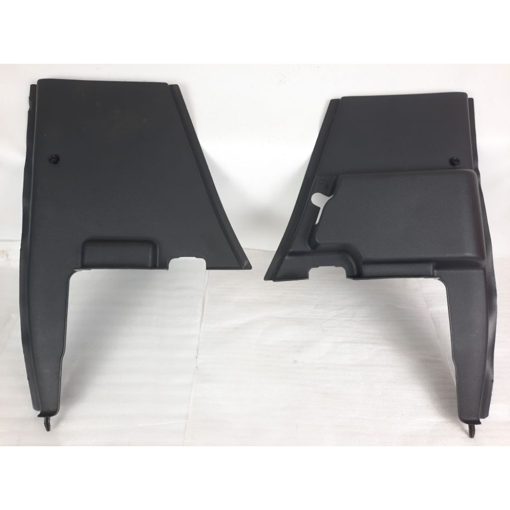 Cover Seat Belt TUTUP Pilar SAMPING DAIHATSU Grand Max Minibus ORIGINAL HARGA 1 PC