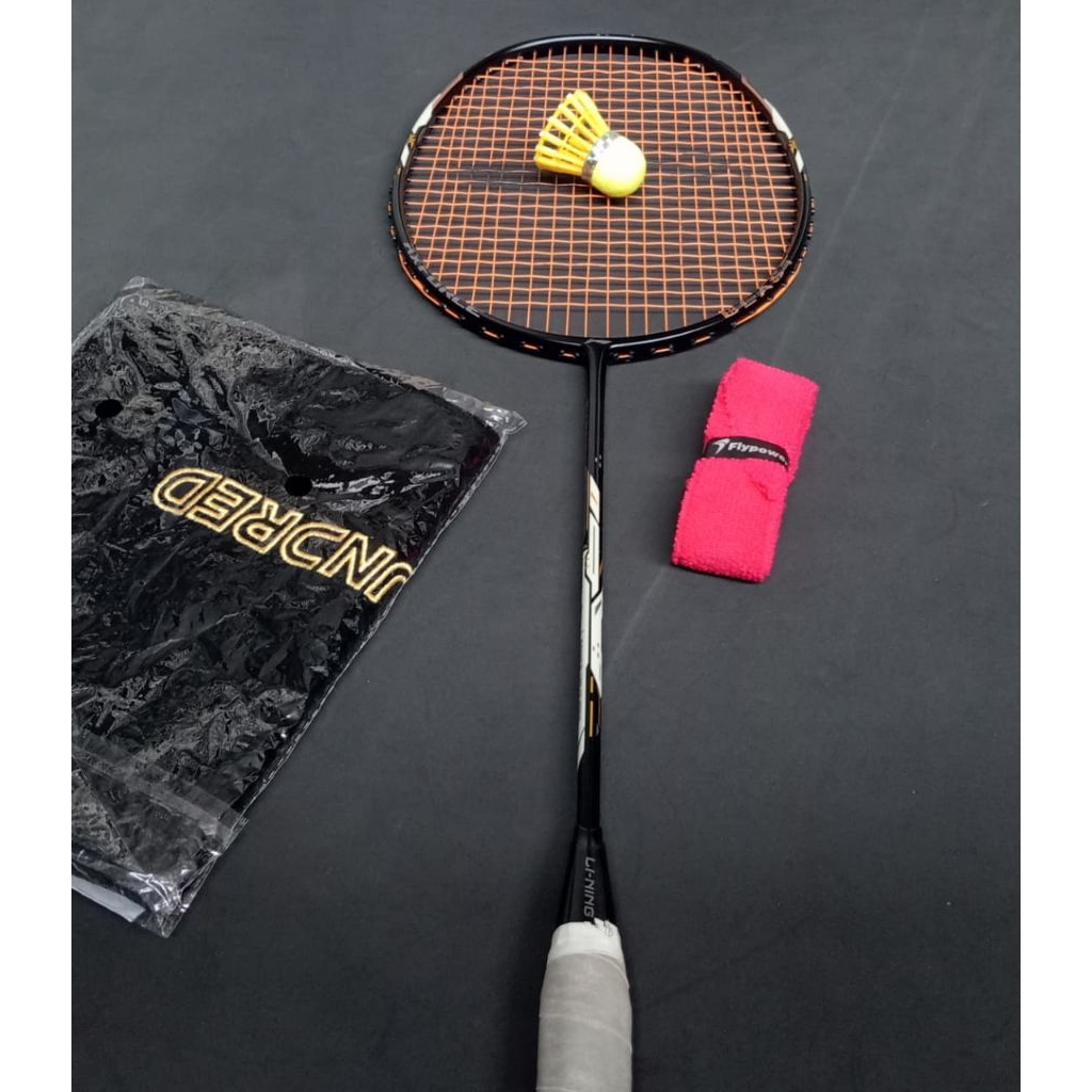 Raket bulutangkis badminton bekas second original lining axforce blast