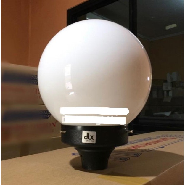 Lampu Taman Pilar TO 1 DLX LIGHTING Kaca bulat bola putih susu