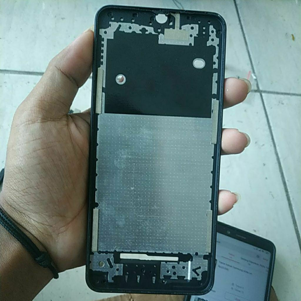 frame bekas Samsung a04 dapat sesuai gambar