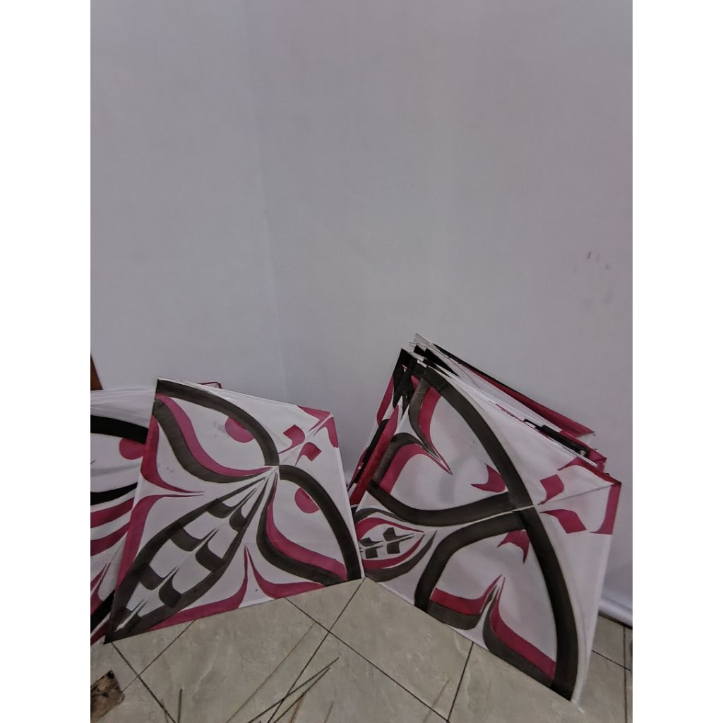 layangan aduan bomber super isi 5pcs ukuran 115/110 cm