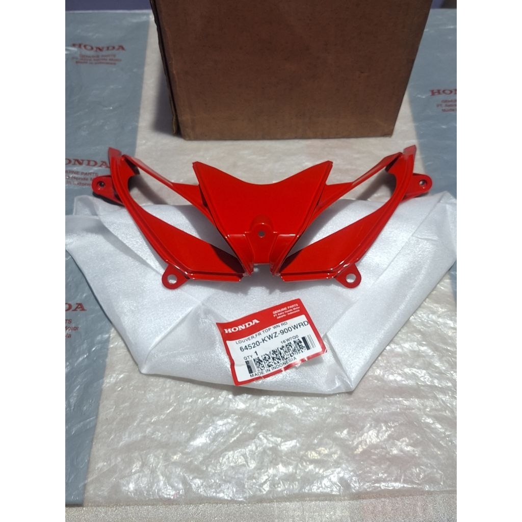Louver front top garnish panel tameng depan honda revo matic merah original ahm honda 64520-kwz-900w