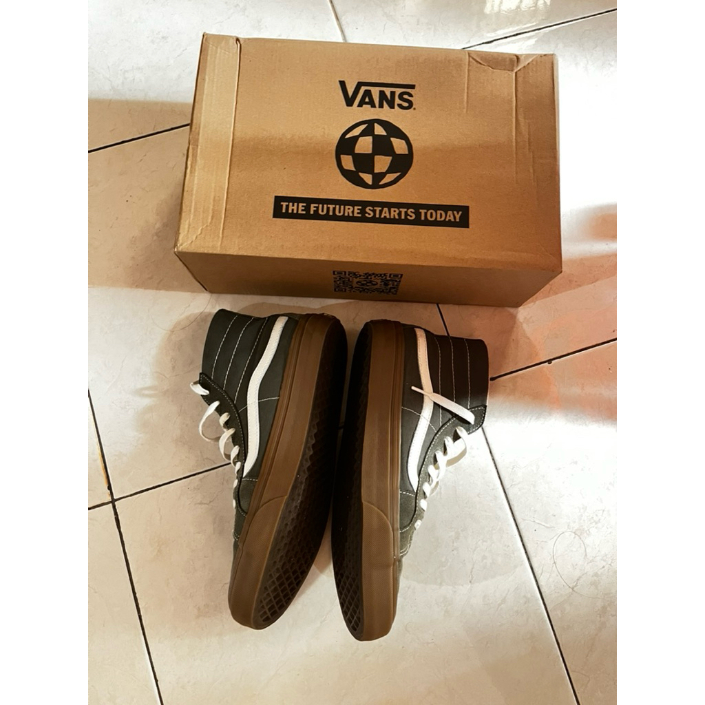 ⁠ ⁠PRELOVED Vans SK8-Hi Decon VR3 -- Size 10 UK