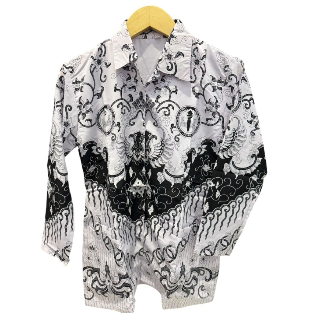 PRELOVED - BAJU PGRI UKURAN S