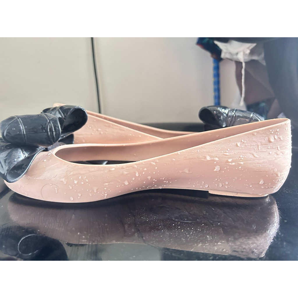 PRELOVED MELISSA