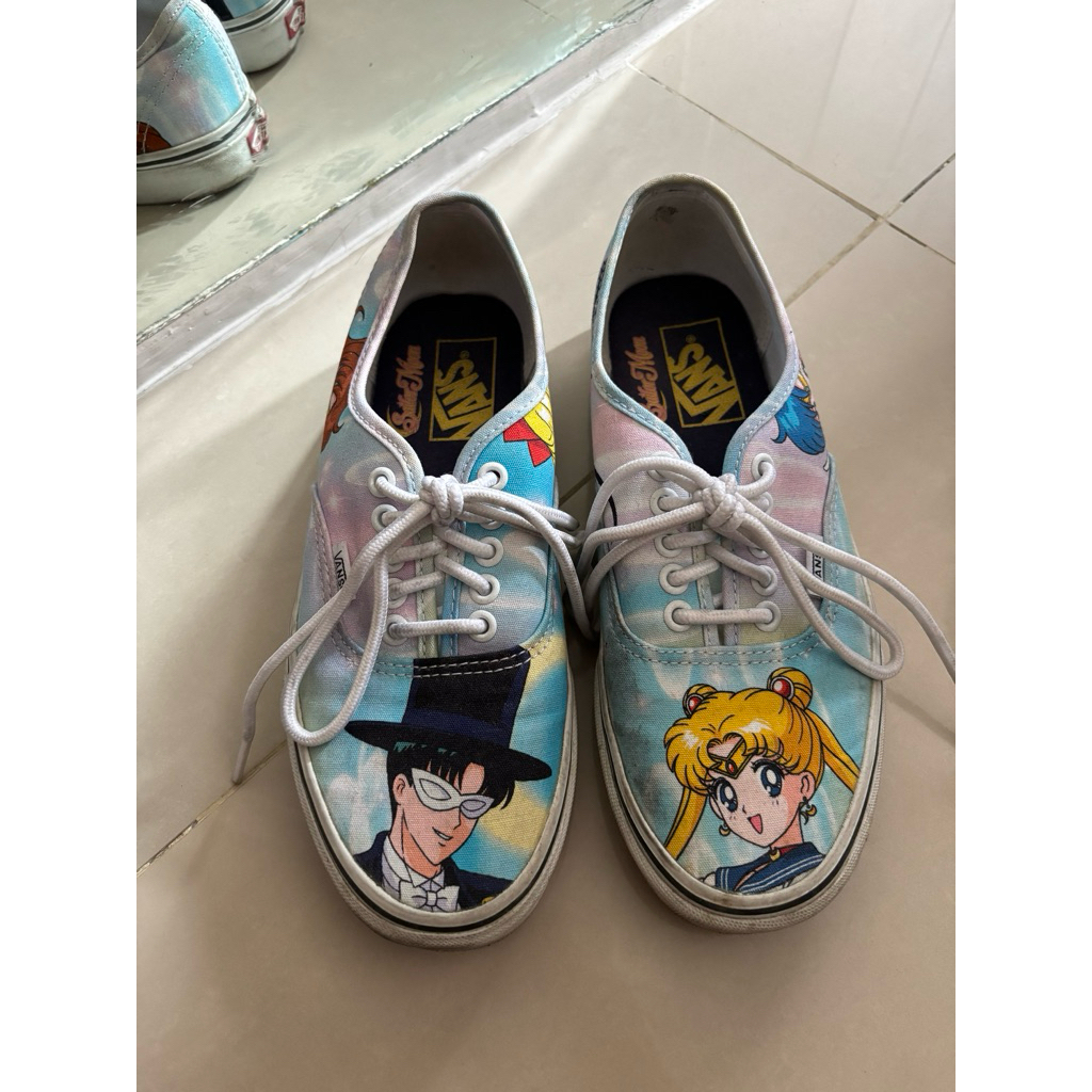 Vans X Sailor Moon Original size 39 25cm
