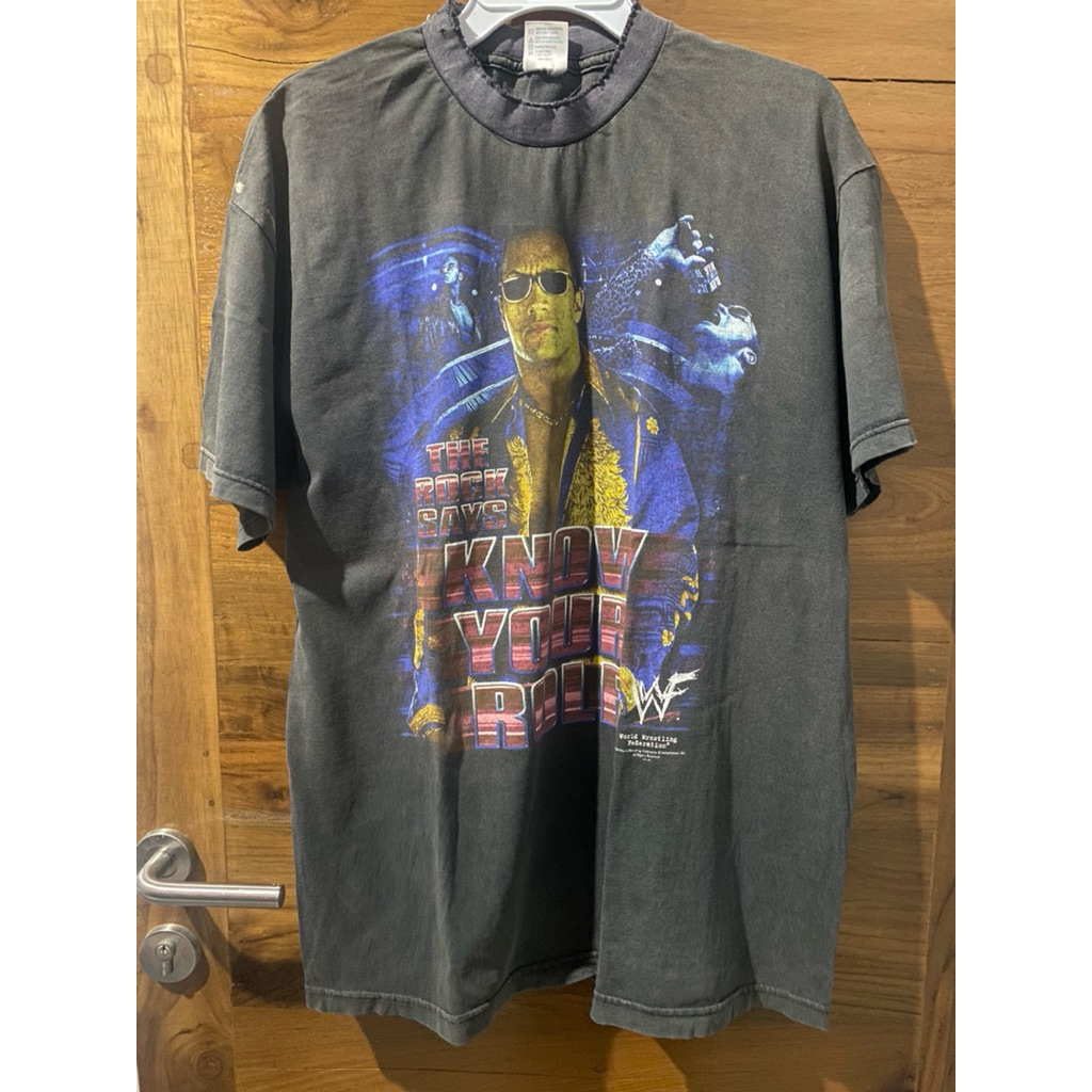 the rock vintage WWF t shirt