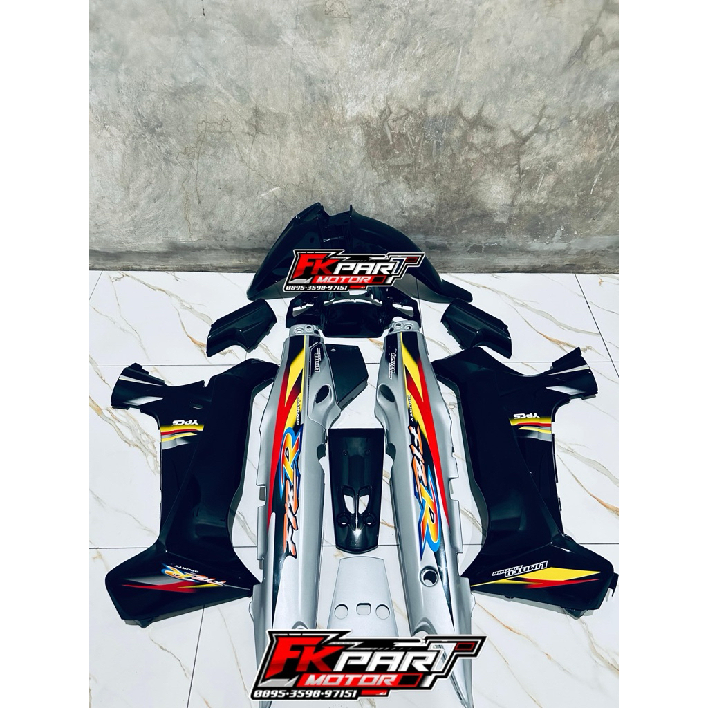 Cover Body Fullset Yamaha FizR F1zR Fizr Hitam Silver Cover Body Halus Set FizR F1zR Fizr Hitam Silv