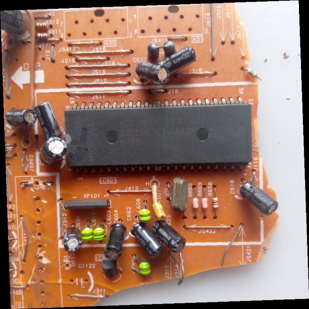 iC MICRONAS VCT 49X3F PZ F1000__VCT 49XYF PY C7 masih nempel pcb,cabutan
